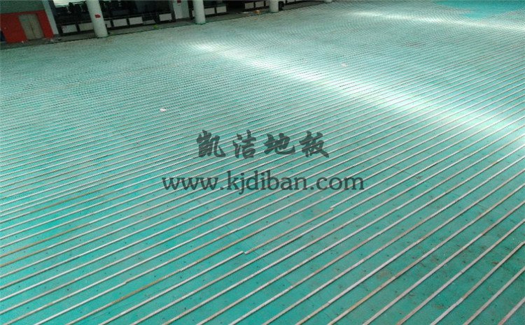 湖北武漢體育中心運(yùn)動(dòng)木地板項(xiàng)目-凱潔實(shí)木運(yùn)動(dòng)地板廠家
