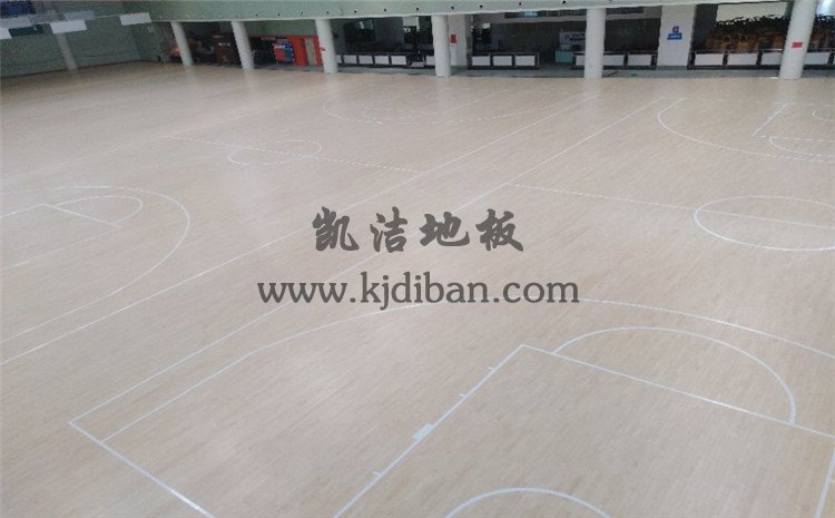 湖北武漢體育中心運(yùn)動(dòng)木地板項(xiàng)目-凱潔實(shí)木運(yùn)動(dòng)地板廠家